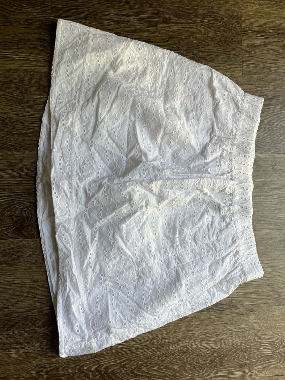J. Crew White Eyelet Skirt with Elastic Waist and side pockets